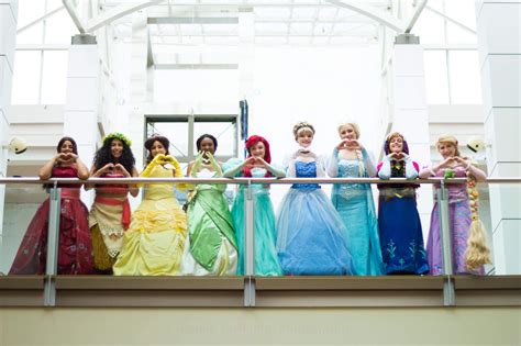 Photographer Disney Princess Rainbow Rcosplay