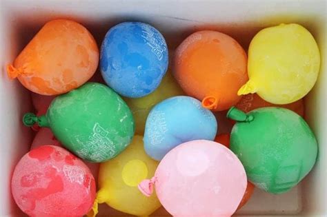 Frozen Water Balloons For A Cooler By Brit And Co Frozen Water Balloons