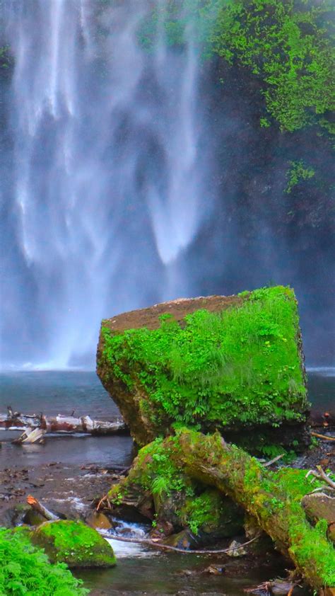 Waterfall In Oregon Backiee