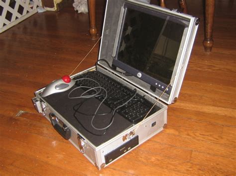 Briefcase Computer Make