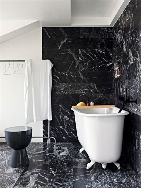 Look We Love Black Marble In The Bathroom Litet Badrum Badrum Svart