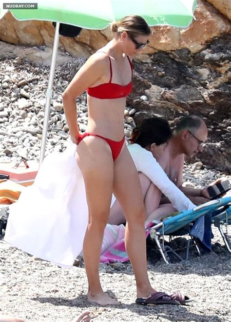 Maria Sharapova Nude Body In Red Bikini On Vacation Nudbay