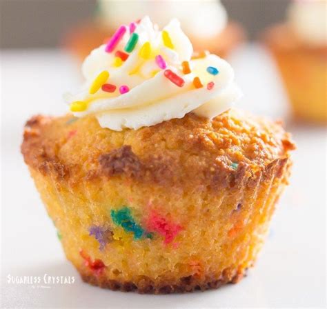 A delightful keto birthday cake is made with almond flour. Vanilla Keto Birthday Cake Cupcakes(Low Carb, Grain-Free, Sugar-Free) | Recipe | Keto birthday ...