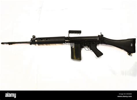 L1a1 Slr Rifle 7 62mm British Hi Res Stock Photography And Images Alamy