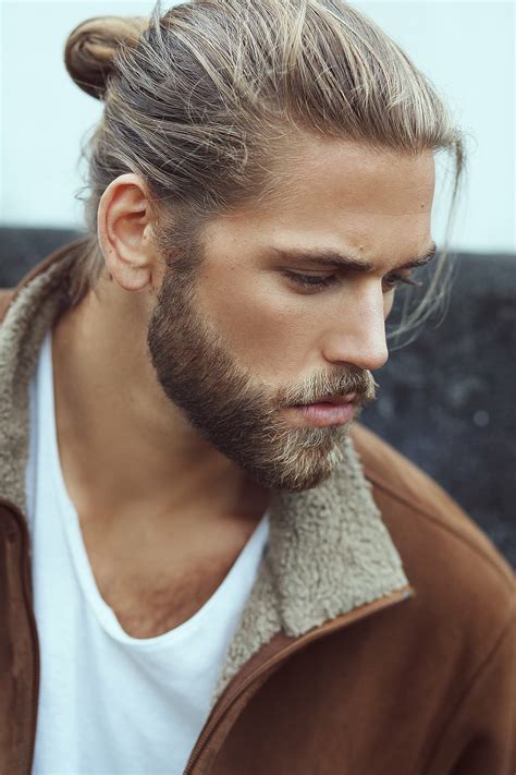 Boys with long hair are awesome!! Ben Dahlhaus - Professor Kirby Inspiration | Hair and beard styles, Mens hairstyles, Long hair ...