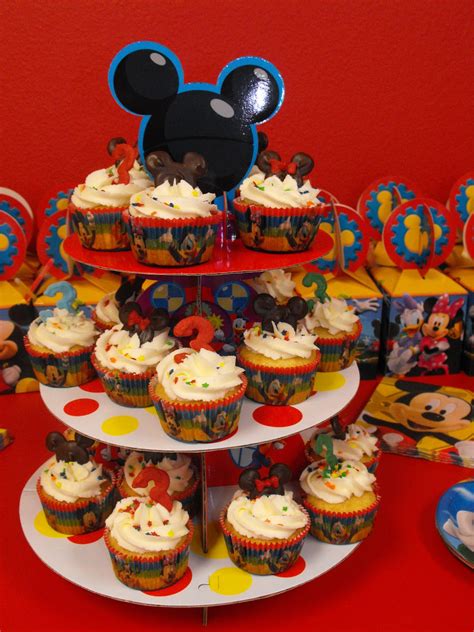 ajs cupcakes mickey minnie cupcakes