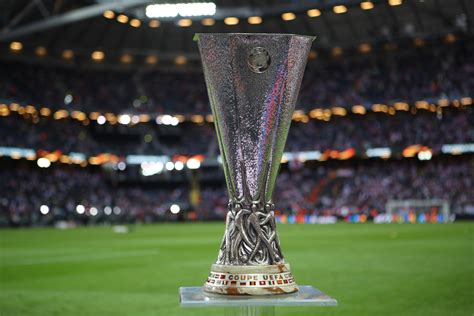 Get the latest news, video and statistics from the uefa europa league; Europa-League-Trophäe in Mexiko gestohlen - und wieder ...