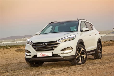 The hyundai tucson is totally revamped for 2016. Hyundai Tucson 1.6 Turbo 4WD Elite (2016) Review - Cars.co.za