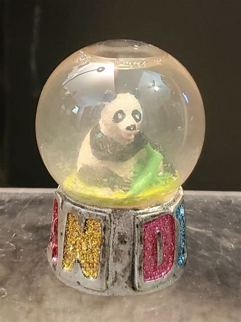 Pin By Tiffany Pung On My Snowglobe Collection In 2022 Snow Globes