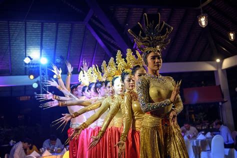 Thousand Hands Dance Show Bangkok And Phuket Jabu Events