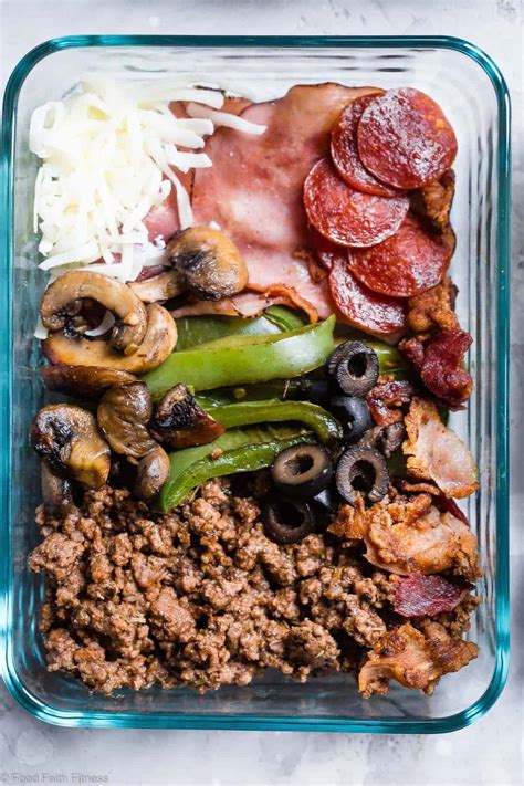 Are you craving pizza but want to stick to your keto diet? Keto Low Carb Pizza Meal Prep Bowls | Food Faith Fitness