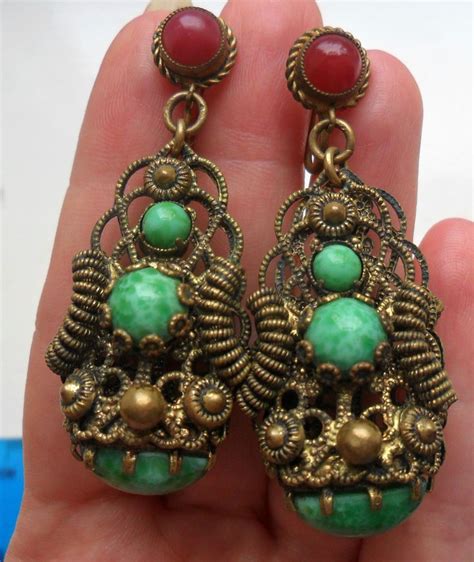 Vintage Costume Jewellery Art Deco Czech Drop Screwback Earrings Neiger