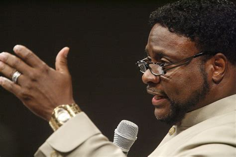 Bishop Eddie Long Controversial And Influential Megachurch Leader