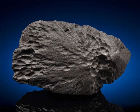 Presenting Rare Meteorites Under The Hammer Christies Offers 75 Lots