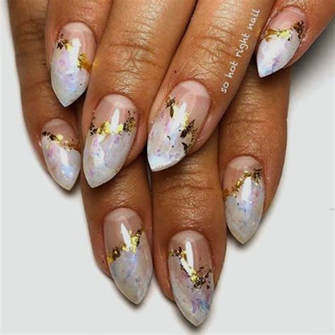 30 Ideas For Gorgeous Nails With Gold Foil Designs In 2020 Gold