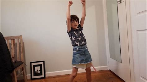 6 Year Old Dancing On Savage Love Song Youtube