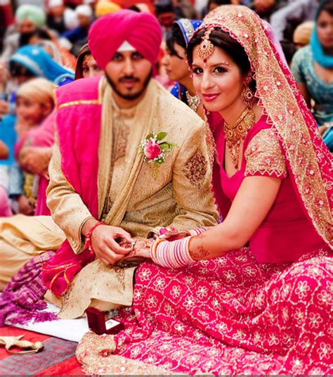 Khatri Wedding Rituals Enjoy The Colors Of Celebration Excitement Lovevivah Matrimony Blog