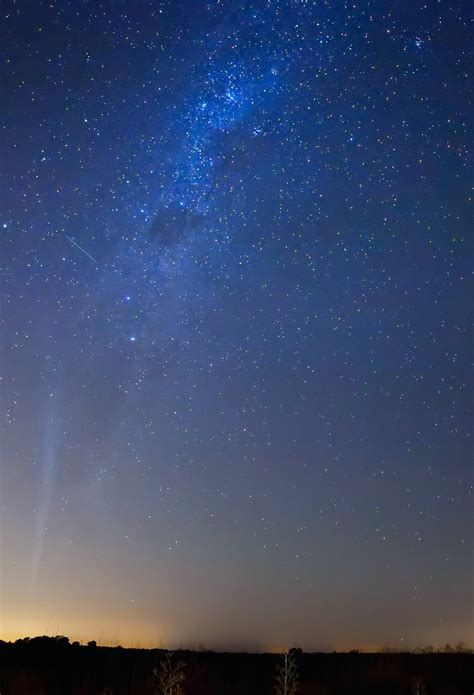 Download iOS 7 parallax wallpapers
