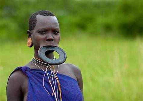 The Mysterious History And Meanings Of African Tribal Lip Plates And