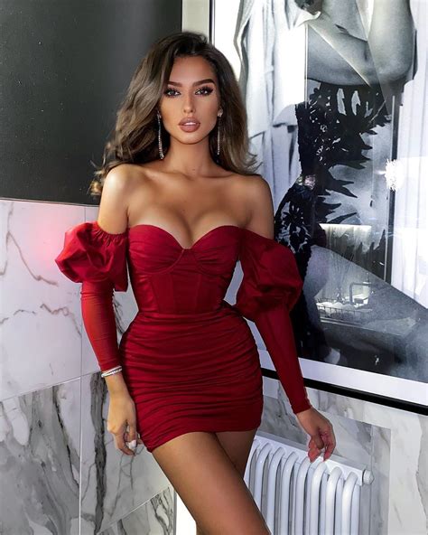 Instagram Russia In 2020 With Images Mini Dress Trending Dresses