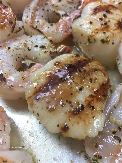 [homemade] Grilled Scallop And Shrimp Skewers With Big U 10 Scallops R Food