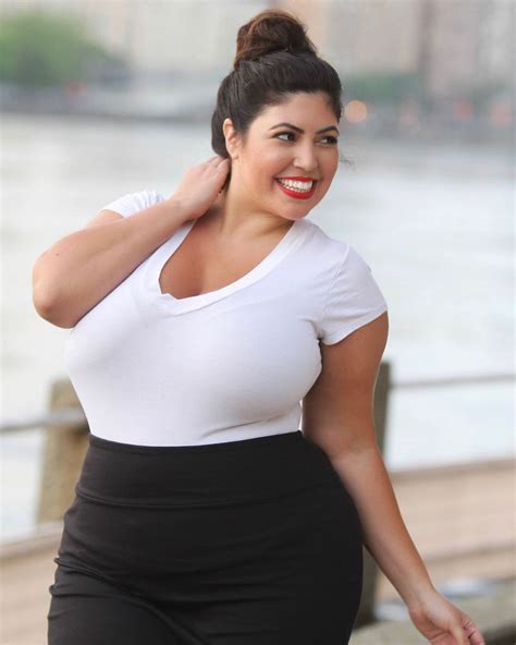 Pin By Curvy Goddesses On Jessica Milagros Jessica Plus Size Mini