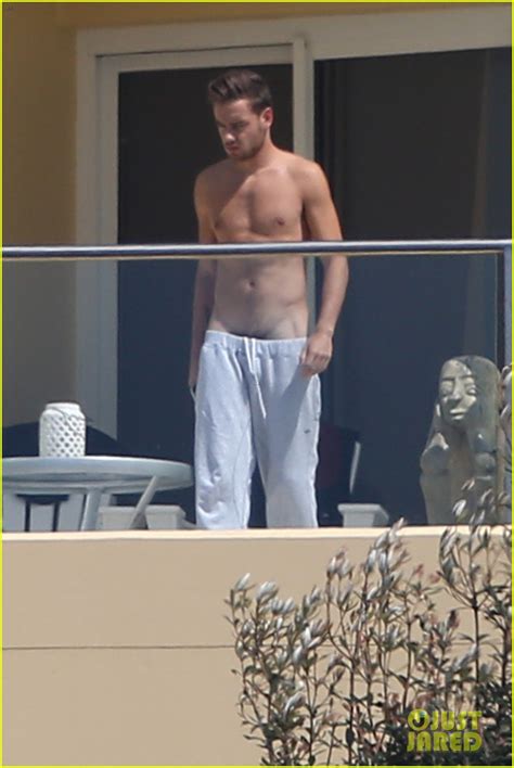 Liam Payne Wears Underwear Super Low On Hotel Balcony Photo
