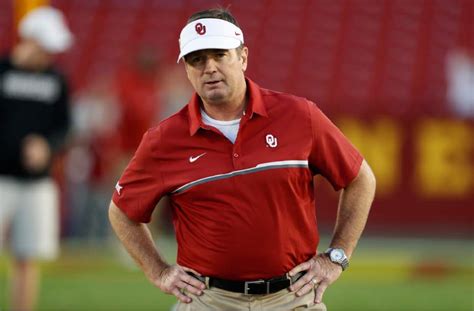 College Football Oklahoma Coach Bob Stoops Will Retire After 18