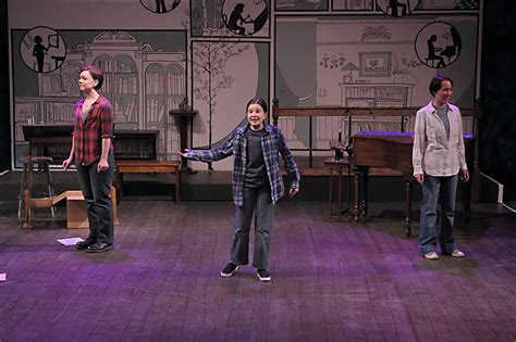 review ground floor theatre s fun home arts the austin chronicle