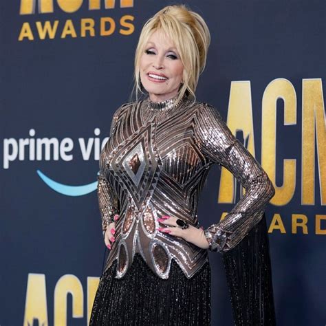 Pourquoi Dolly Parton A Arrêté La Nomination Au Rock And Roll Hall Of