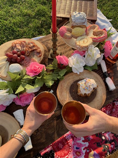 Get A Picture Perfect Spread With Luxury Delivery Service “picnics In