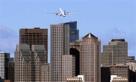 Sick Of Plane Noise Strangers Join Together To Fight The Faa Boston