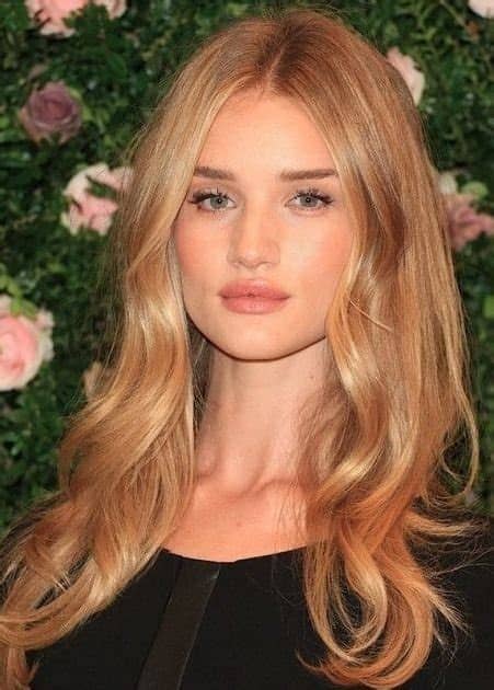 Strawberry blonde is a trendy hair color. 30 Gorgeous Strawberry Blonde Hair Colors | herinterest.com