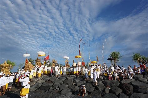 Mengenal Ragam Budaya Indonesia