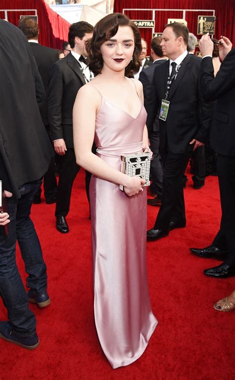 Maisie Williams From Sag Awards 2017 Best Dressed Celebs E News