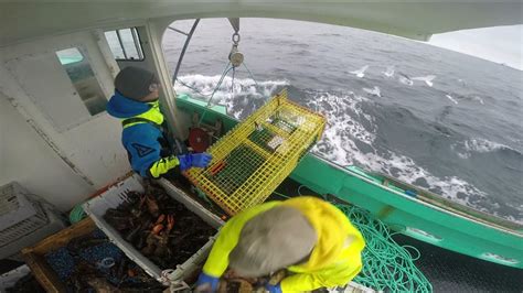 Lobstering Off Southwest Nova Scotia In District 34 Youtube