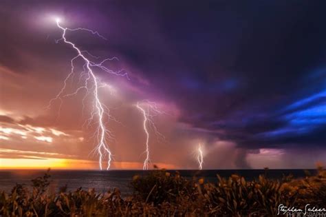 Adelaide Lightning Storm Pictures South Australia Strange Sounds