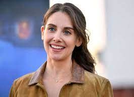 Alison Brie Biography Wiki Height Age Net Worth