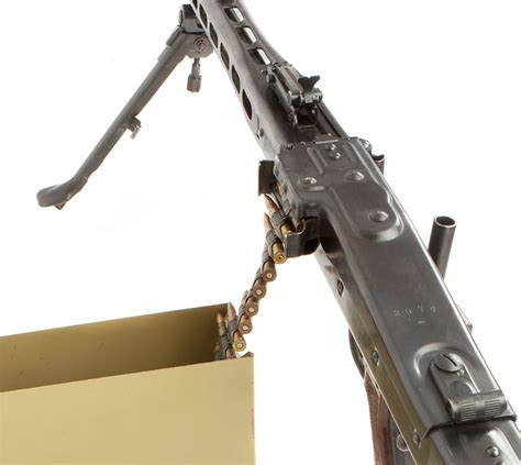 Coming In Deactivated Mint Condition Wwii Nazi Mg42 Light Machine Gun