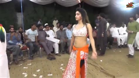 Wedding Mujra Dance Nargis Mujra New Latest Mujra 2017 Youtube