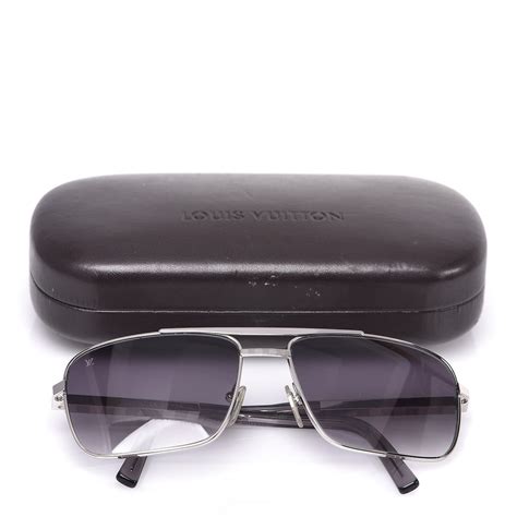 Louis Vuitton Attitude Sunglasses Z0260u Silver 307384