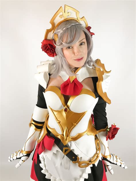 Fan Cosplay Noelle Cosplay Costume Cosplay Connission Etsy