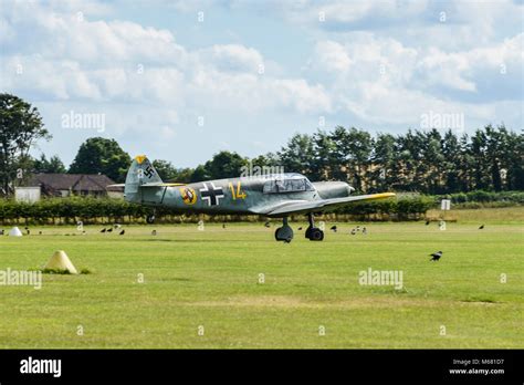 Old Sarum Airfield Wiltshire Hi Res Stock Photography And Images Alamy