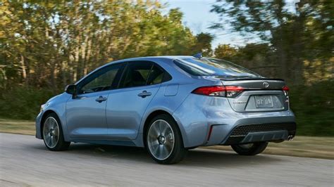 Corolla altis 2020 v at available in petrol option. 2020 Toyota Corolla Shames Luxury Sedans With Standard ...