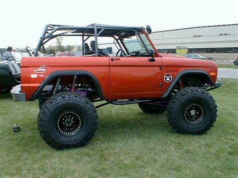 Ford bronco, Classic ford broncos, Old ford trucks