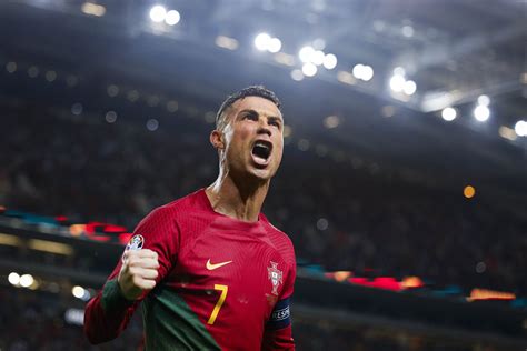 Cristiano Ronaldo Leads Portugal To A 3 2 Win Over Slovakia In The Euro