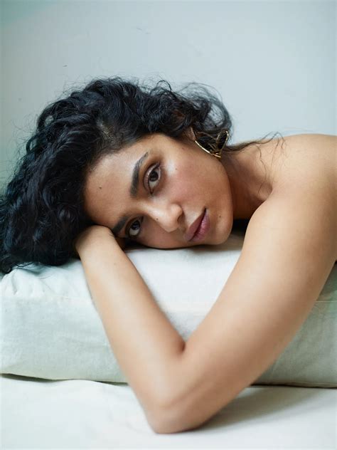 Here S Why You Should Be Sleeping Naked In The Winter Vogue India