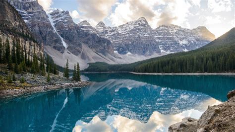 Spring Is The Perfect Time Visit Banff National Park Known For Its