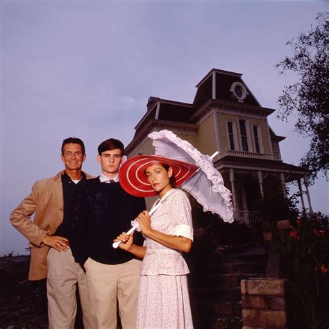 Norman Bates And Mrs Bates Anthony Perkins Photo 20374878 Fanpop