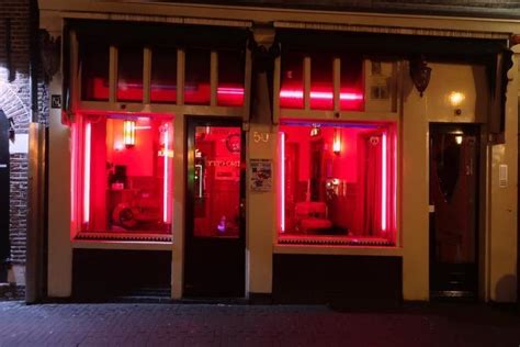 10 Raisons De Faire Une Visite Du Quartier Rouge Damsterdam